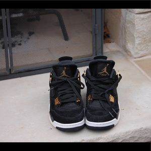 Jordan 4 retro Royalty